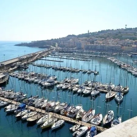 Sete, 2 Pieces, 4 Personnes - Fr-1-472a-73